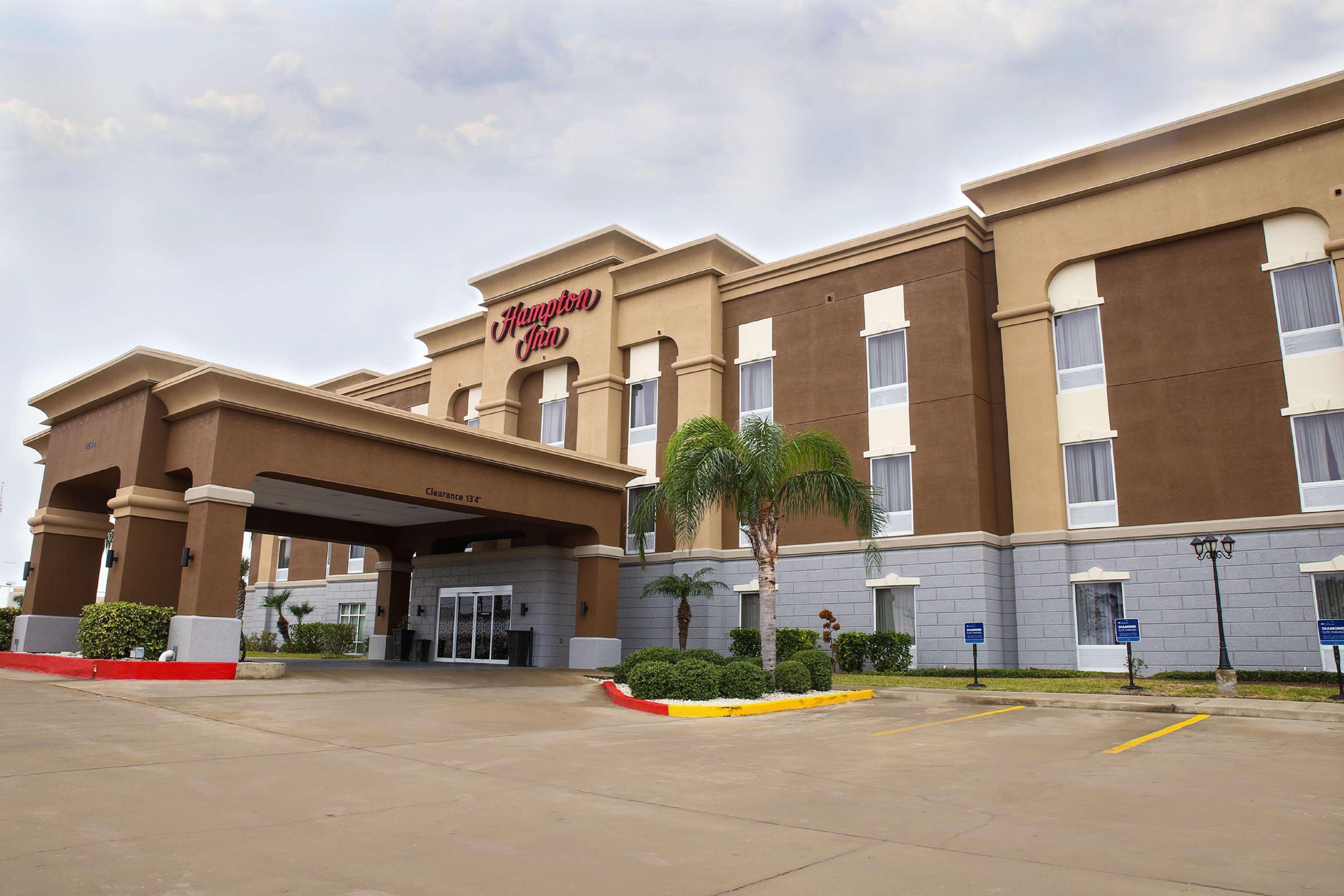 Hampton Inn Kingsville Exterior photo