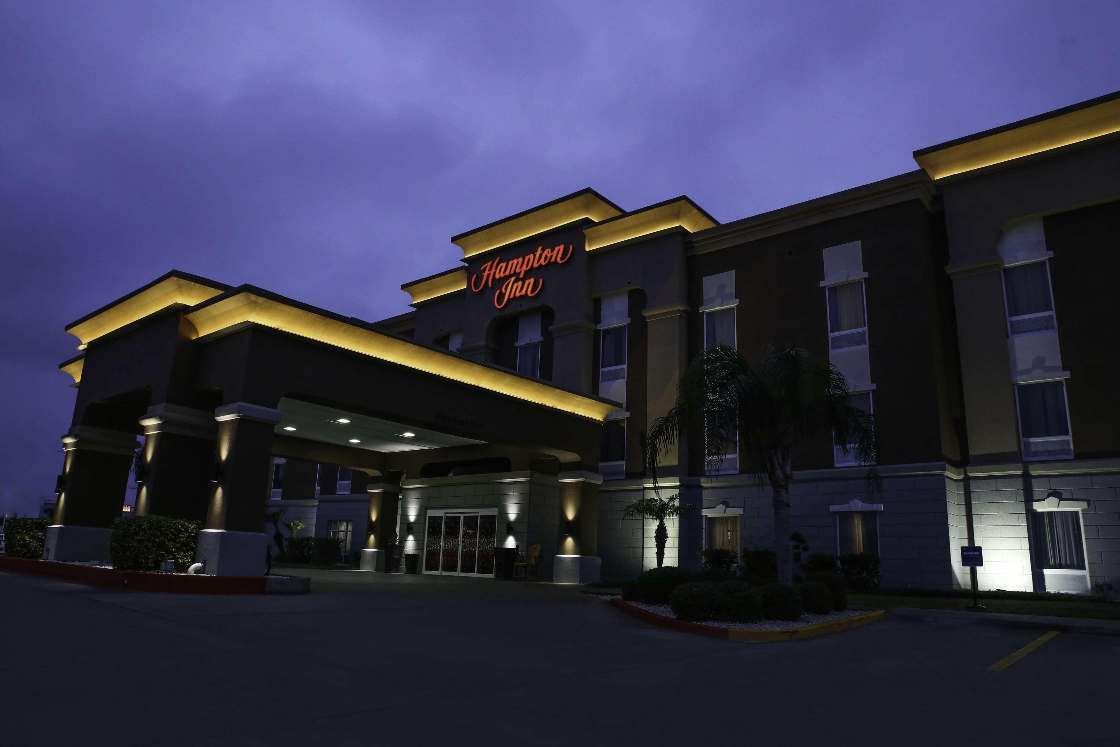 Hampton Inn Kingsville Exterior photo