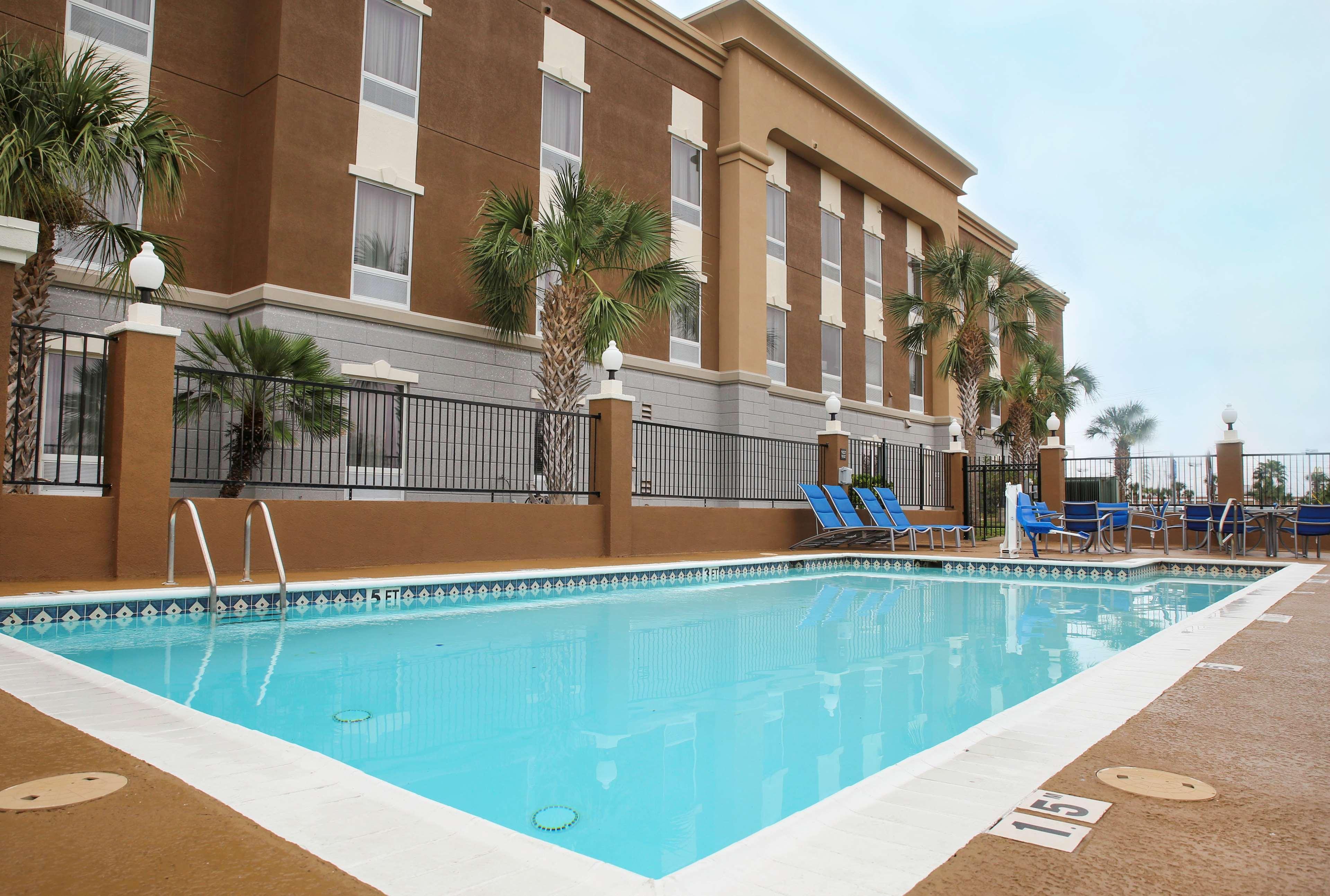 Hampton Inn Kingsville Exterior photo